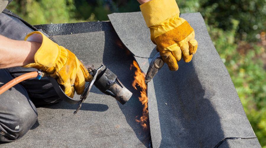 Expert new roof installation services in Eaton Park, FL
